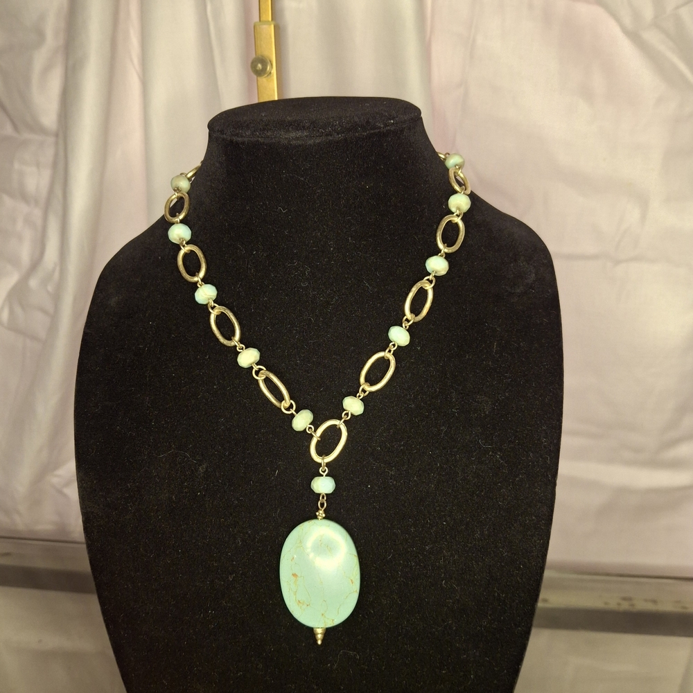 Lia Sophia Gold and Blue Necklace Elegant Jewelry